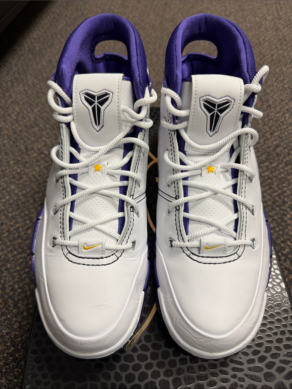 Nike White & Purple Kobe 1 Basketball Shoes